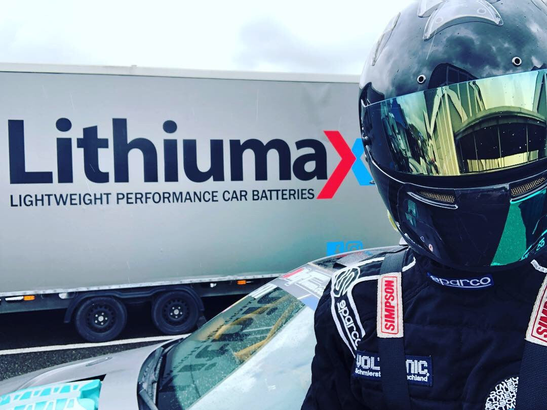 Lithiumax lightweight race batteries 